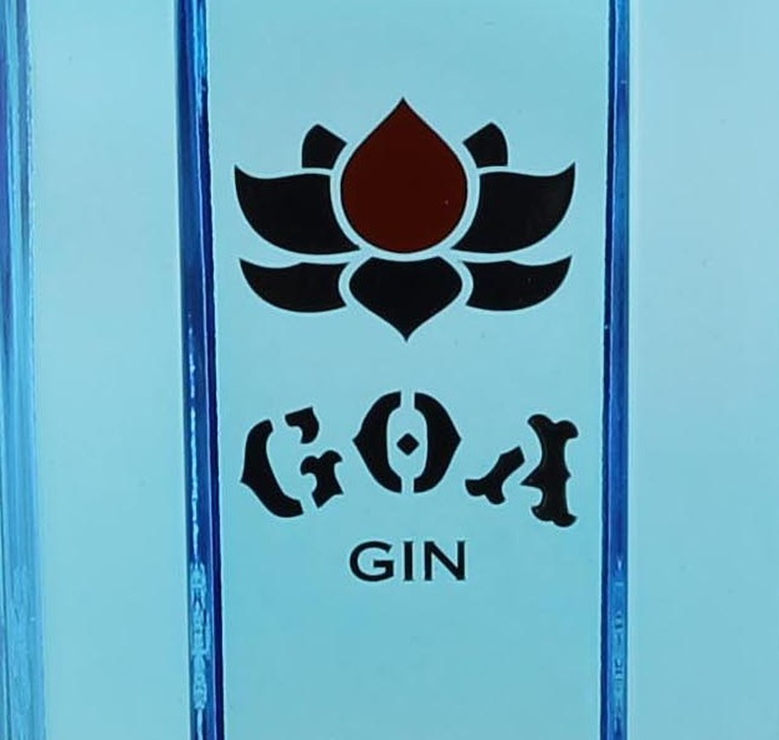 Goa London Dry Gin kommt wirklich aus London mit 700 ml