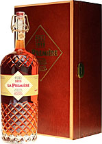 Poli La Premiere Acquavite Vinaccia Tresterdestillat au Poli La Premiere Acquavite Vinaccia Tresterdestillat au